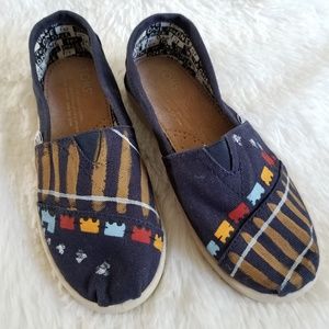 TOMS | Boy's Slippers
